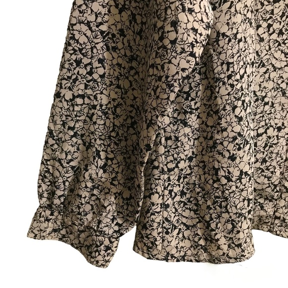 Impressions of California Long Sleeve Button Front Blouse - Picture 5 of 13